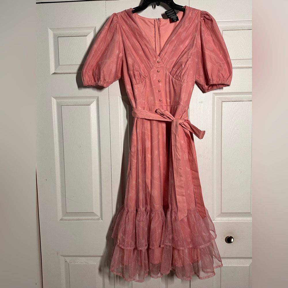 Her Universe Glinda dress PRICE IS FIRM